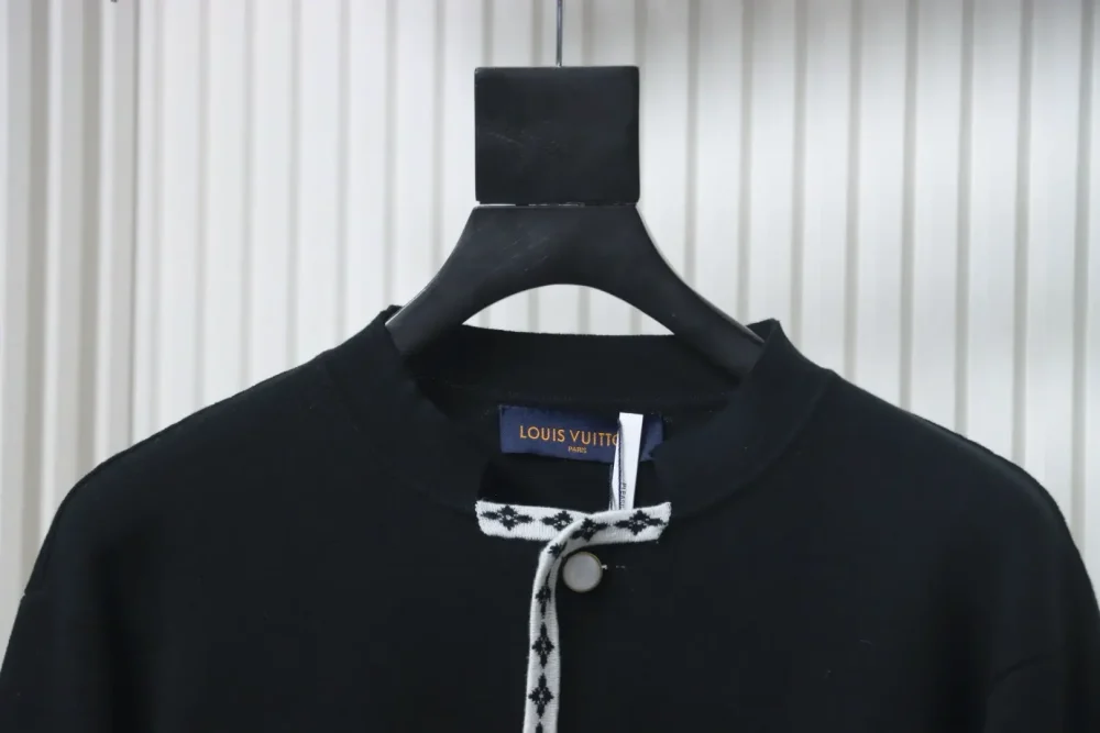 Jacke mit Knopfleiste und Rautenmuster – Bild 3