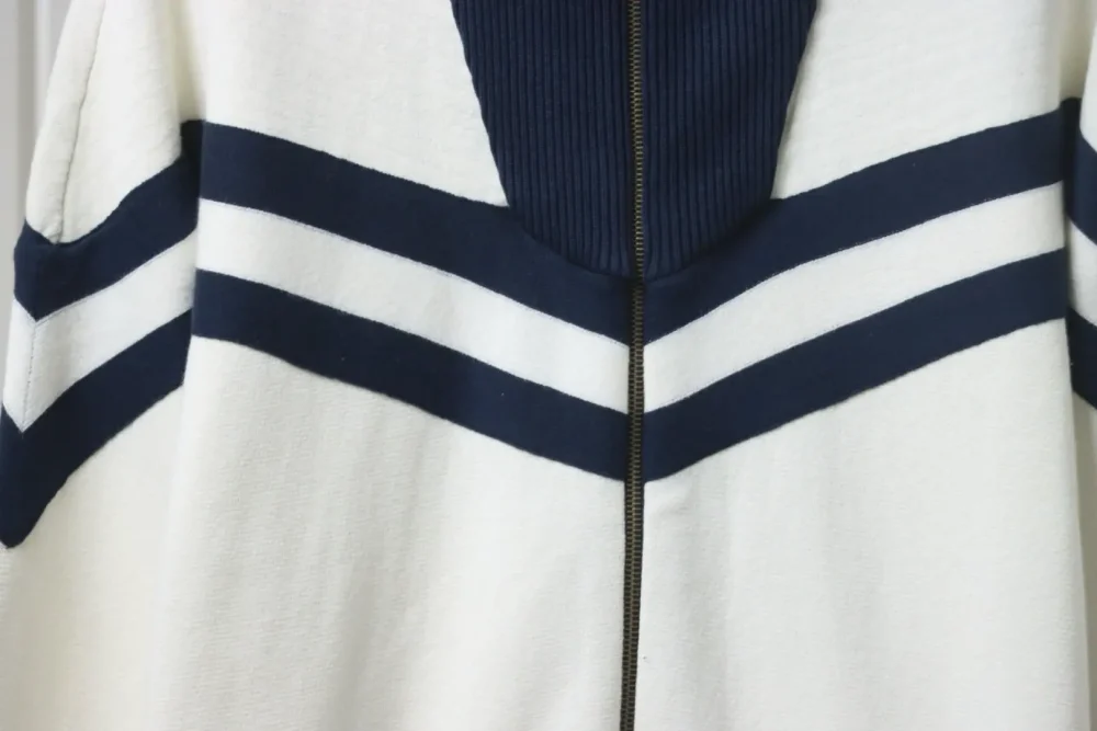 Jacke mit Stehkragen und Colorblock-Linie – Bild 3