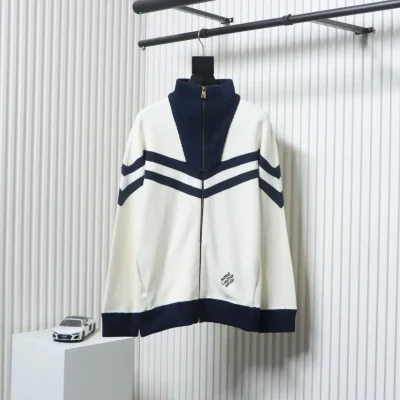Jacke mit Stehkragen und Colorblock-Linie