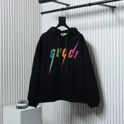 Kapuzensweatshirt mit Blitz-Print