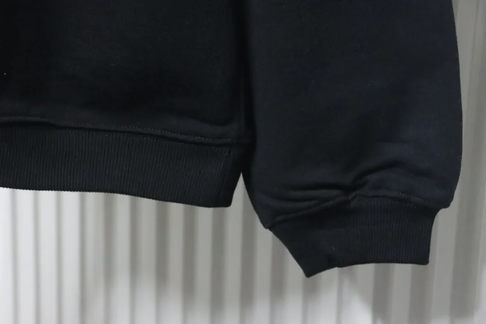 Kapuzensweatshirt mit Blitz-Print – Bild 6