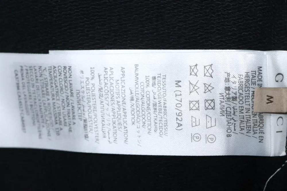 Kapuzensweatshirt mit Blitz-Print – Bild 11
