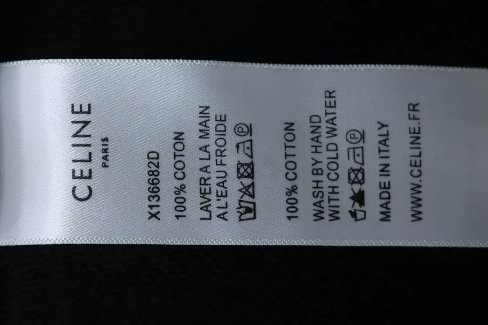 Kapuzensweatshirt mit Schriftzug-Print – Bild 17