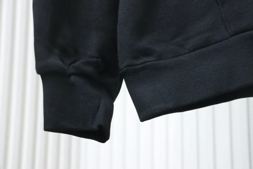 Kapuzensweatshirt mit Schriftzug-Print – Bild 7