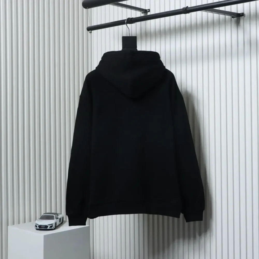 Kapuzensweatshirt mit Schriftzug-Print – Bild 2