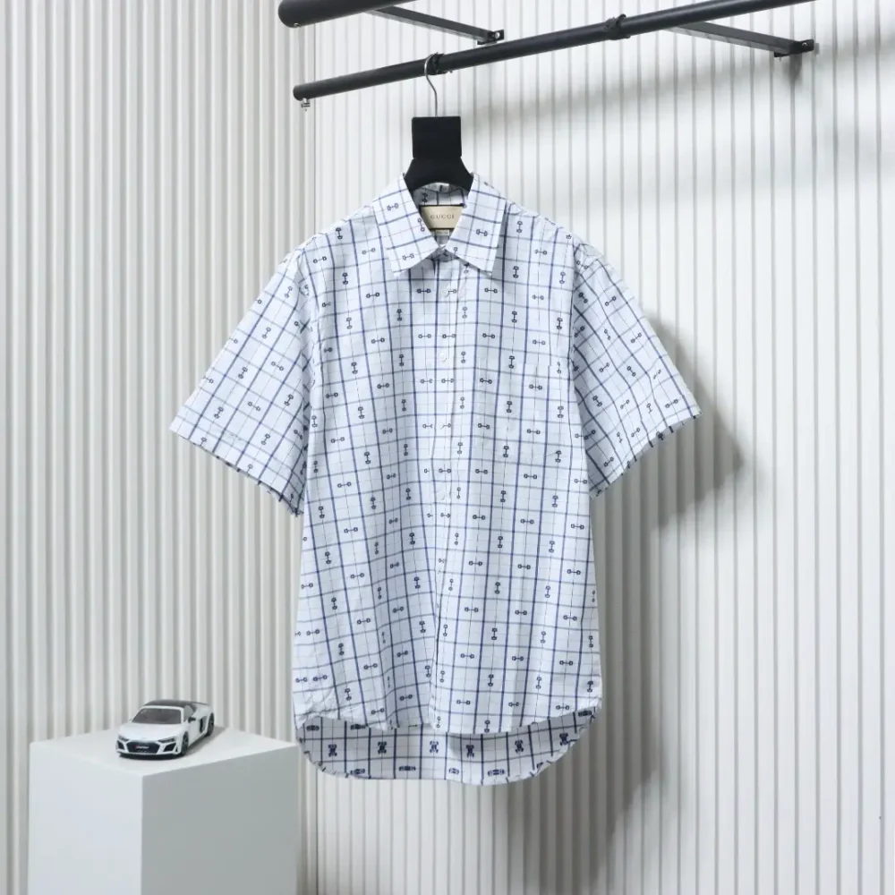 Kurzärmeliges Jacquard-Hemd mit Horsebit