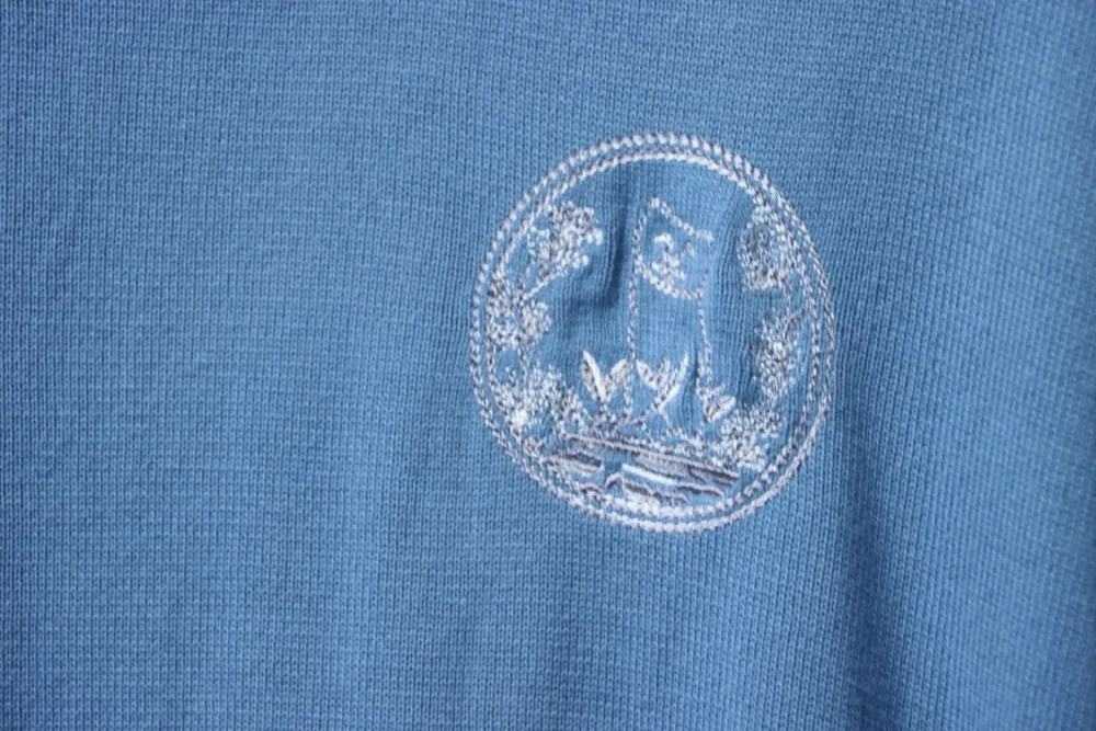 Kurzärmliges Strickhemd mit Katzenstickerei – Bild 5