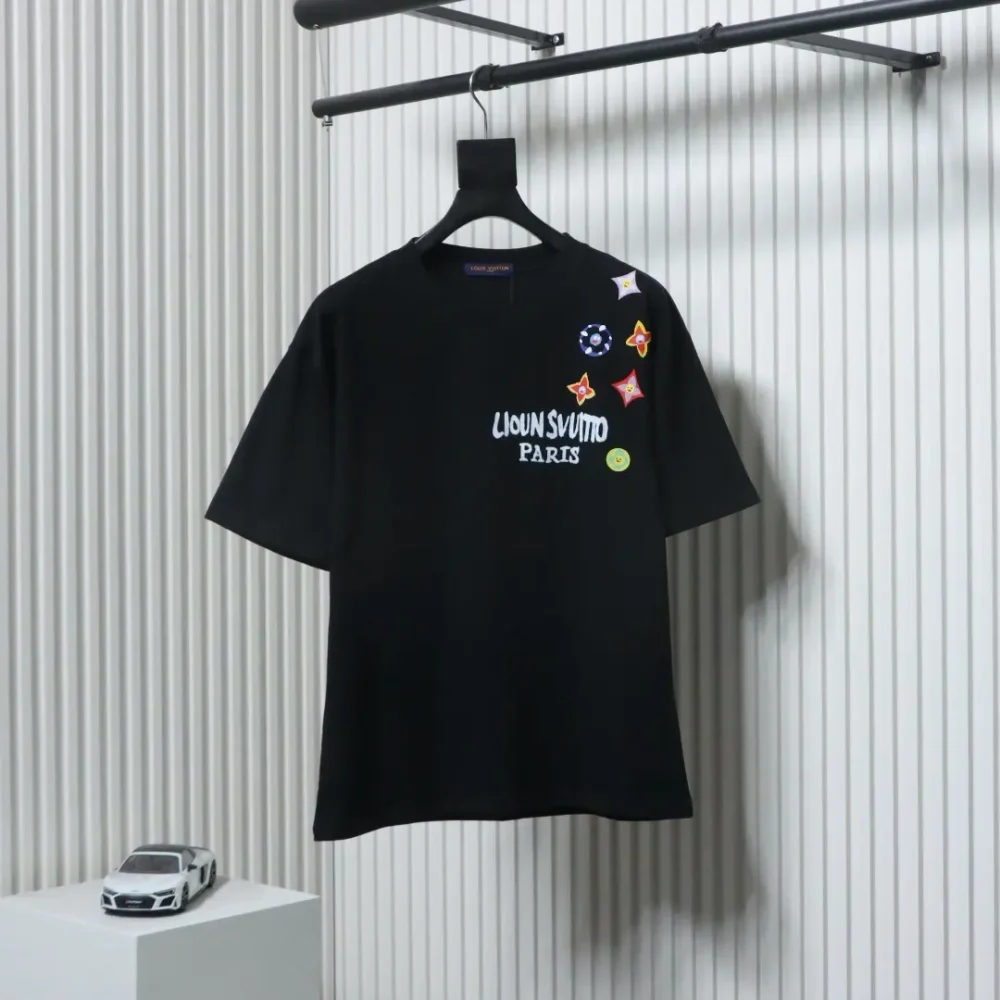 Kurzarm-T-Shirt mit Farbetikett an der Schulter