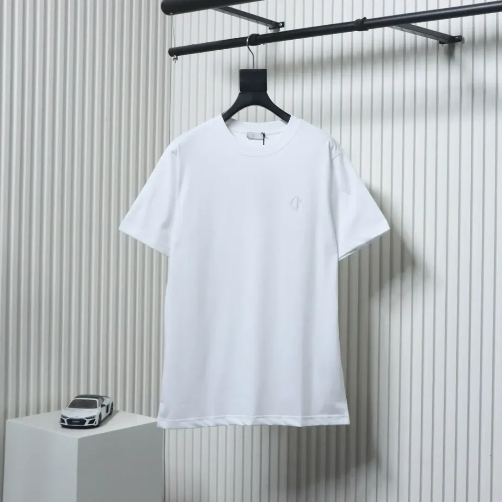 Kurzarmshirt mit reflektierendem Diamant-Logo-Print