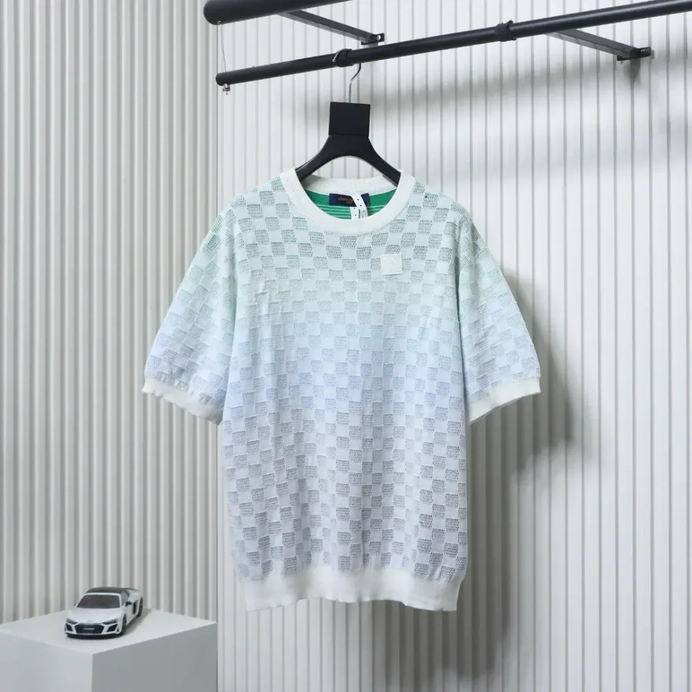 Kurze Ärmel aus Jacquard-Strick mit Schachbrett-Farbverlauf