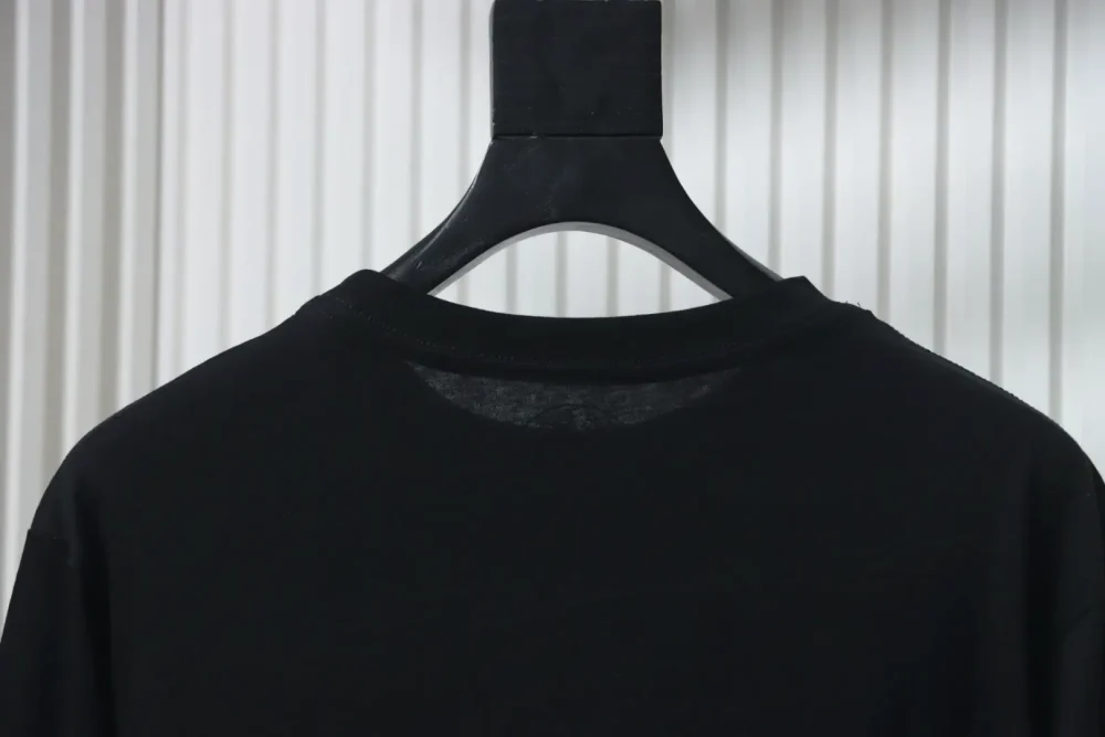 Langärmliges T-Shirt mit Hufeisen-Print vorne und hinten – Bild 15