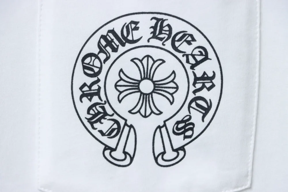 Langärmliges T-Shirt mit Hufeisen-Print vorne und hinten – Bild 7