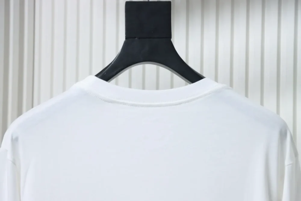 Langärmliges T-Shirt mit Hufeisen-Print vorne und hinten – Bild 4