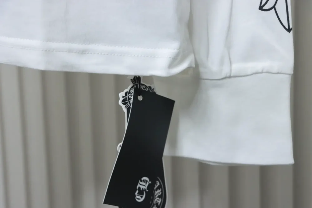 Langärmliges T-Shirt mit Hufeisen-Print vorne und hinten – Bild 6