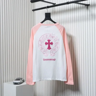Langärmliges T-Shirt mit besticktem Hufeisen-Patchwork
