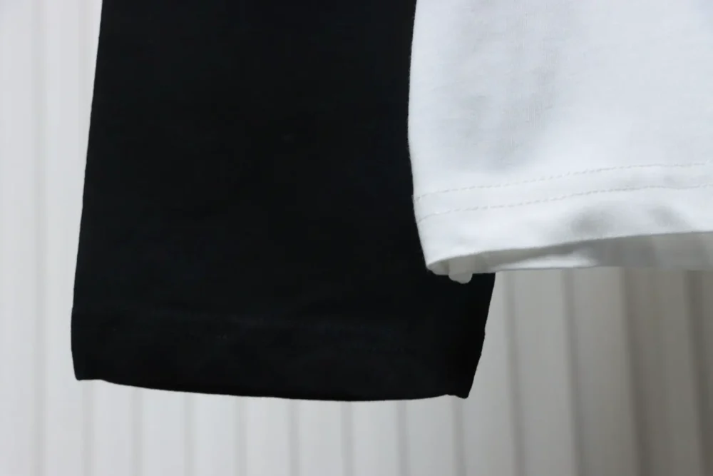 Langärmliges T-Shirt mit besticktem Hufeisen-Patchwork – Bild 16