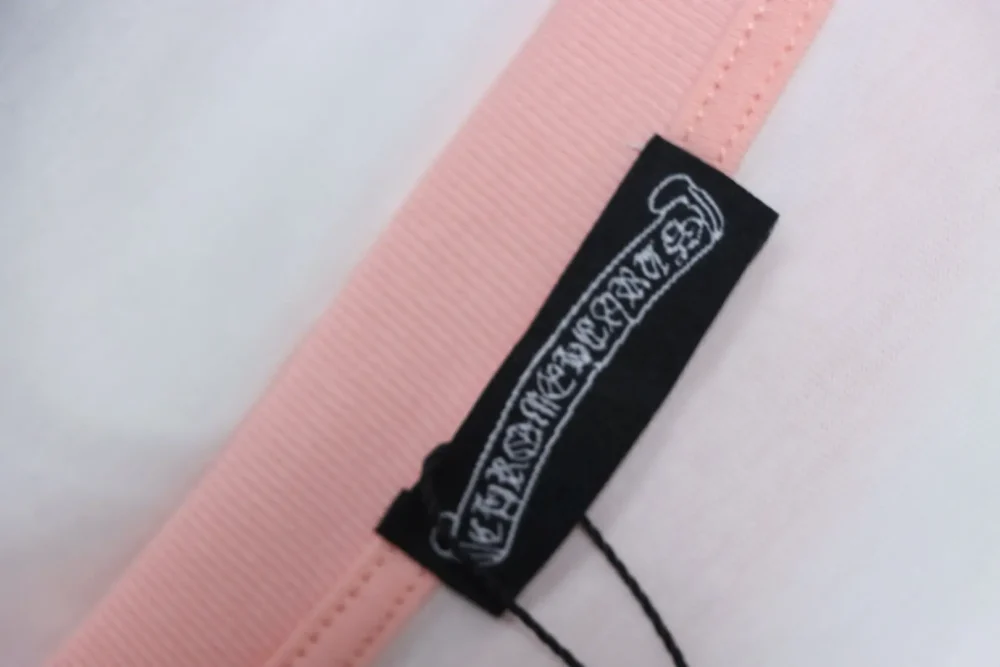 Langärmliges T-Shirt mit besticktem Hufeisen-Patchwork – Bild 8