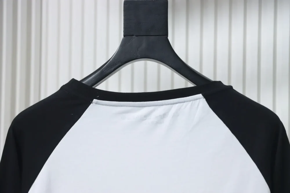 Langarm-T-Shirt mit Patchwork-Print von Black Label – Bild 14