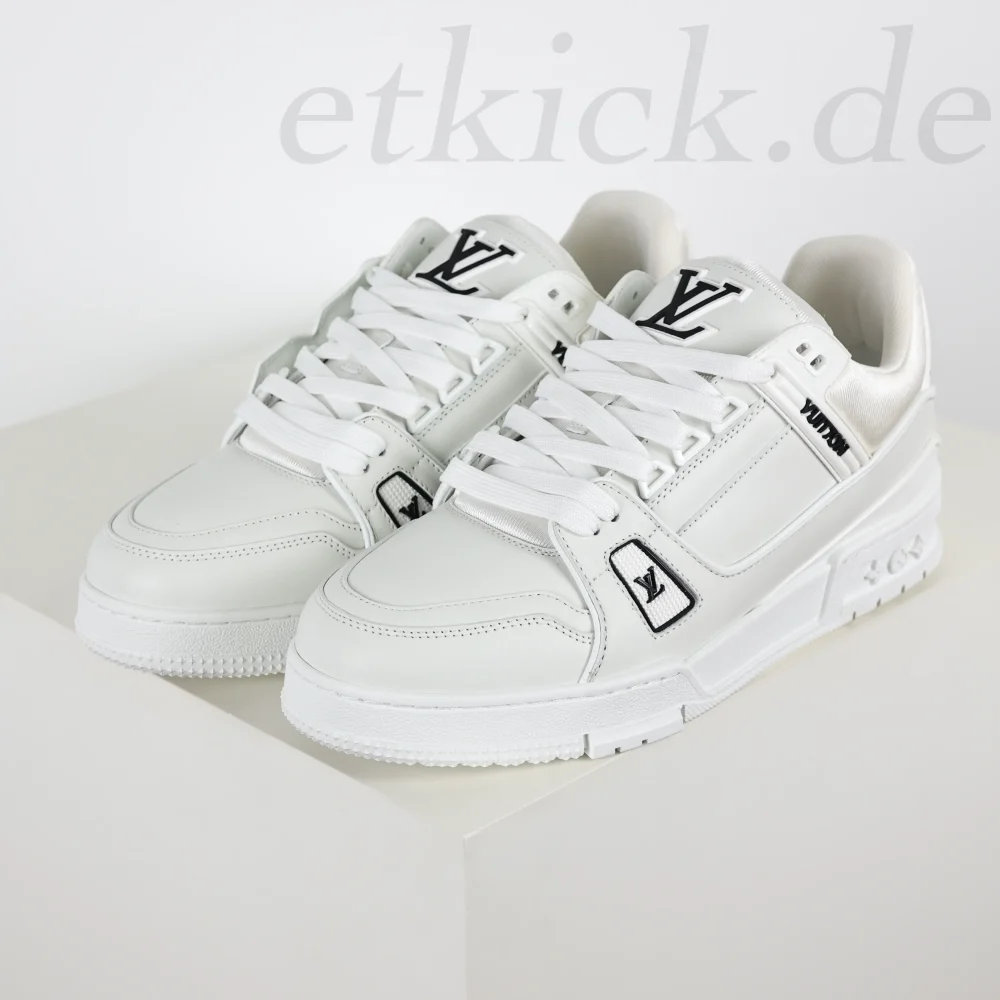 NiGo Collaboration Trainer Sneaker Weiß