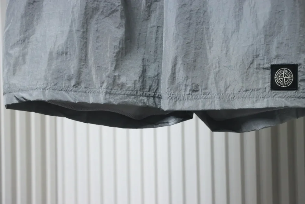 Nylon-Shorts mit kleinem gesticktem Logo XXL – Bild 5