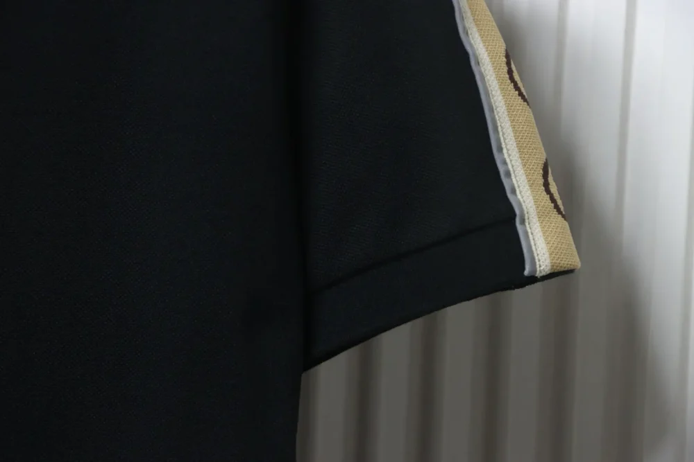Poloshirt mit reflektierendem Gurtband und kurzen Ärmeln – Bild 16