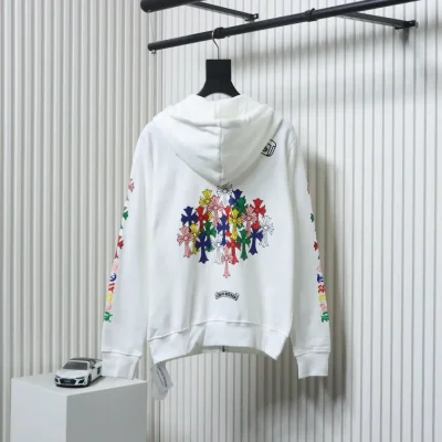 Reißverschlussjacke mit buntem Kreuzdruck