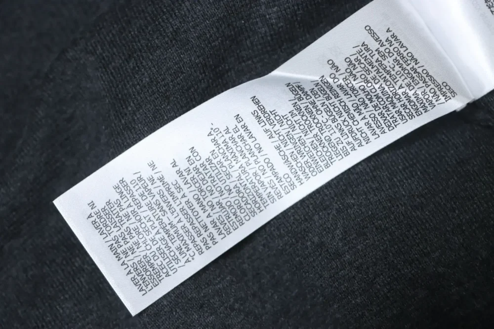 Rot-grünes Poloshirt mit Jacquard-Kragen und kurzen Ärmeln – Bild 8