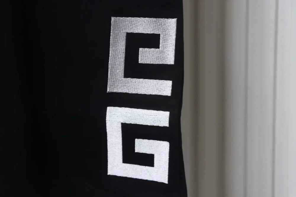 Shorts mit gesticktem GVC-Logo – Bild 16