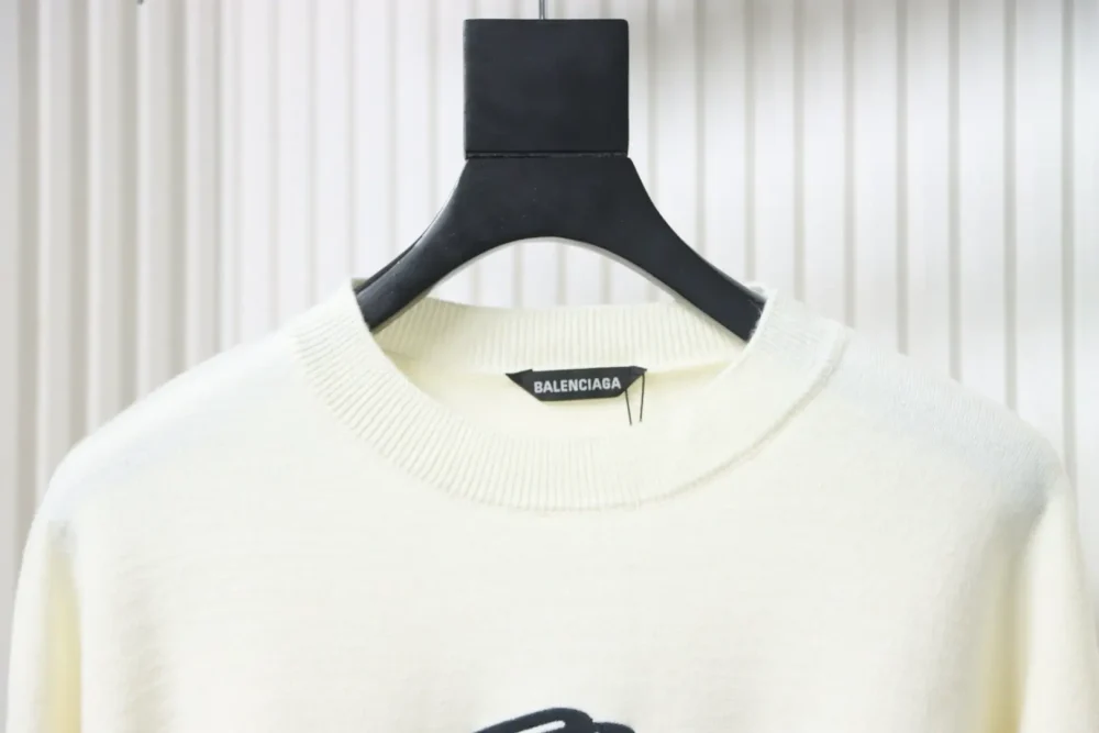 Skipullover mit Rundhalsausschnitt und 3B-Stickerei – Bild 11