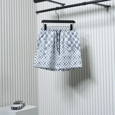 Strandshorts mit Schachbrett-Monogramm-Patchwork