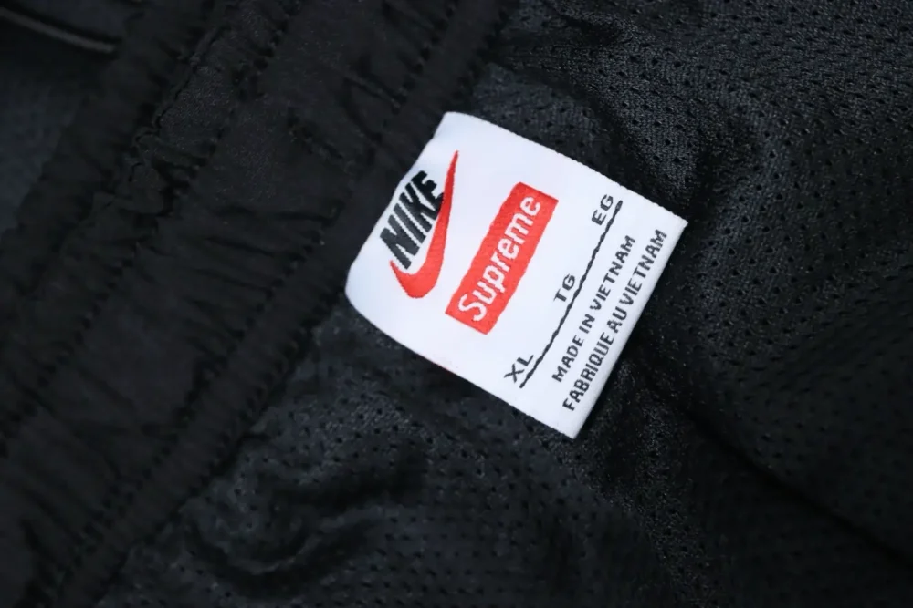 Supr1e.me 25ss-Kollaborationshose mit Swoosh-Muster – Bild 8