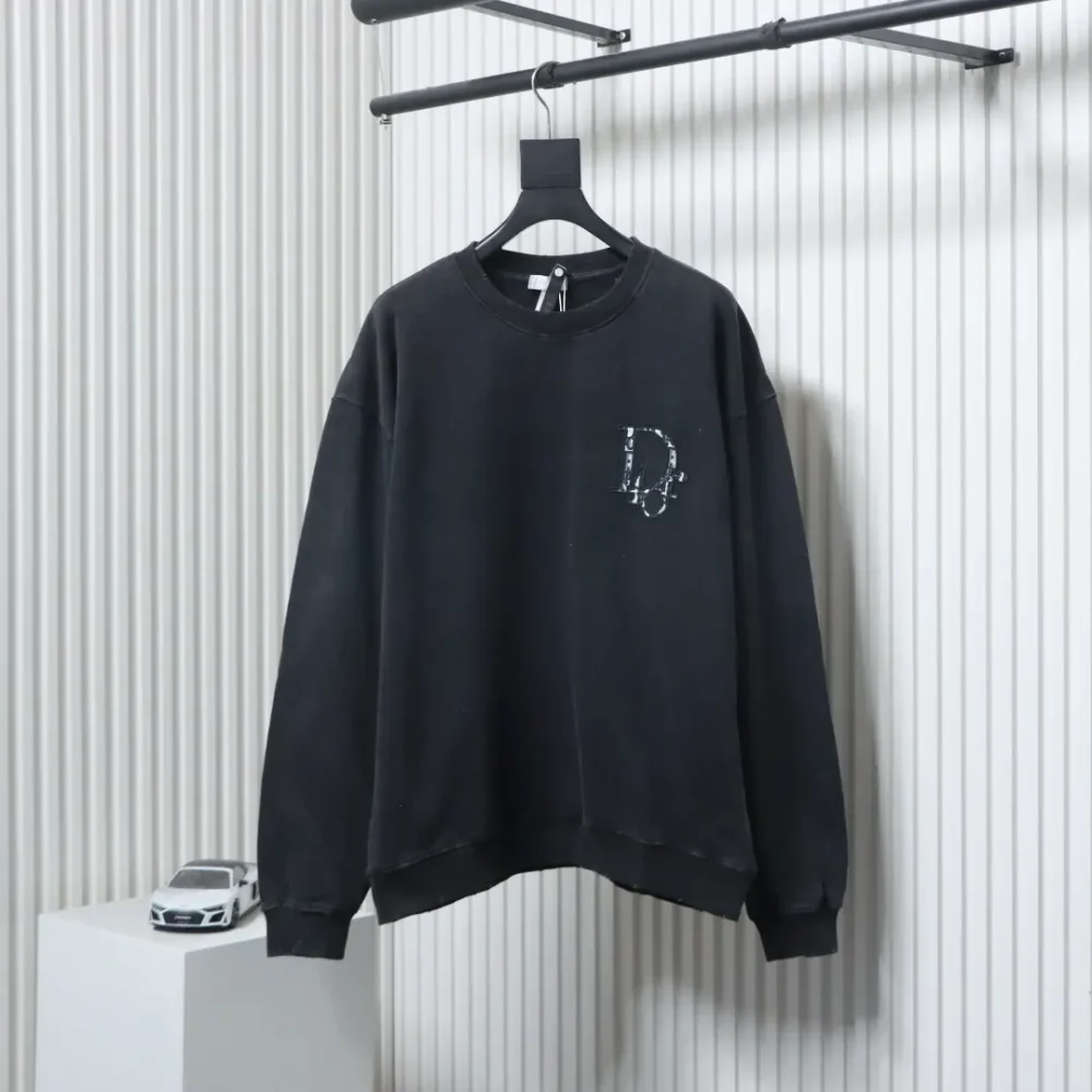 Sweatshirt mit verwaschenem Rundhalsausschnitt und gesticktem Schriftzug – Bild 2