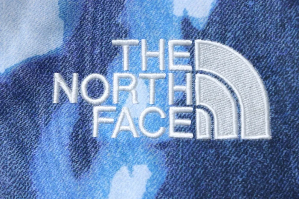 THE NORTH FACE Outdoorjacke mit Batikstickerei – Bild 8