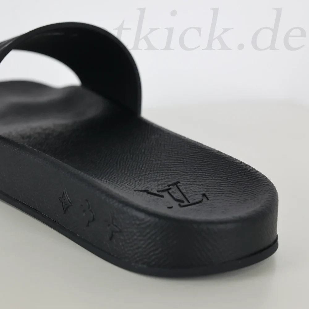 Waterfront Mule „Black Monogram“ Flip-Flops – Bild 9