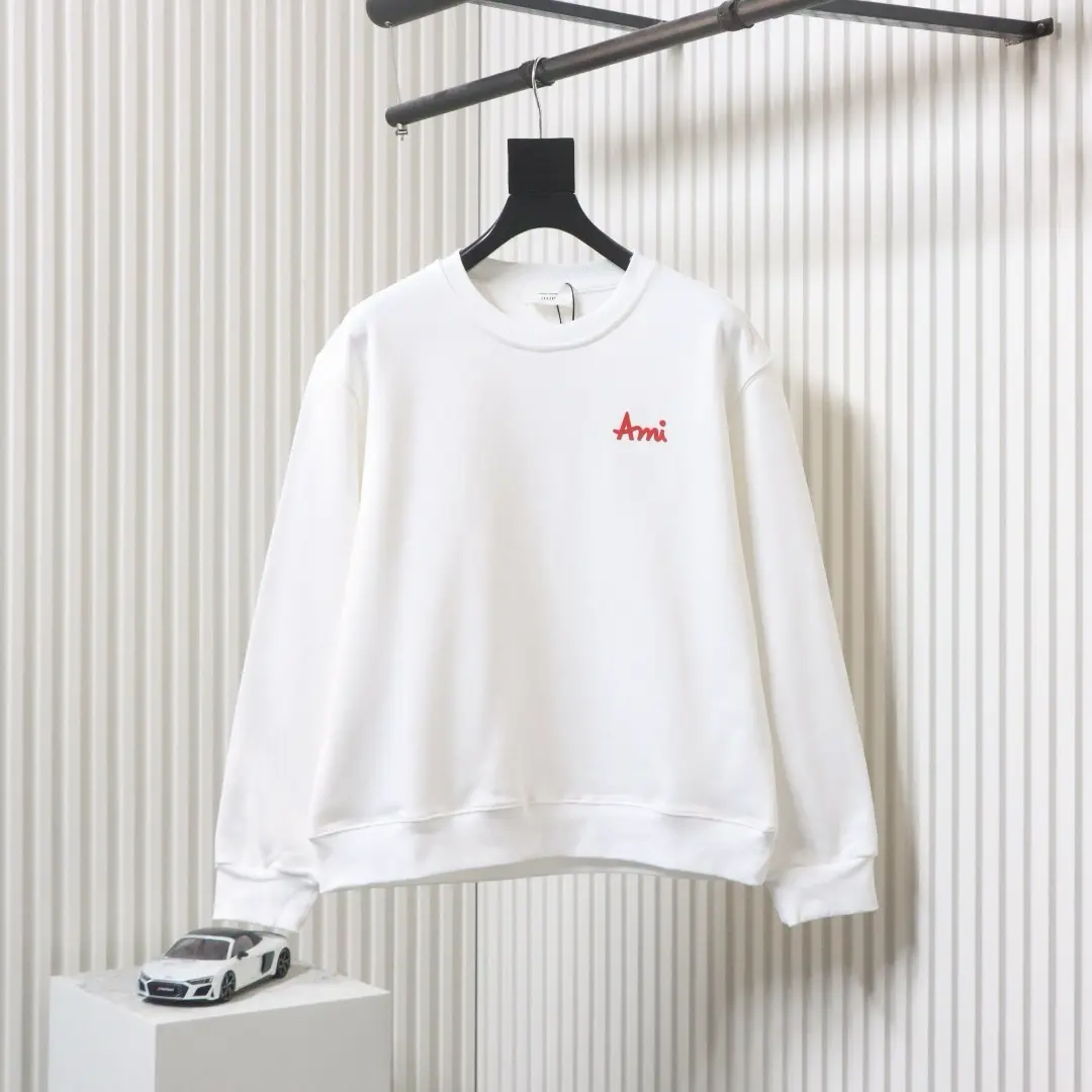 Ami Paris Sweatshirt mit Rundhalsausschnitt und kleinem Buchstaben