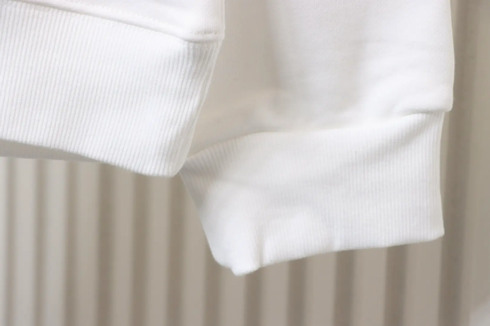 Ami Paris Sweatshirt mit Rundhalsausschnitt und kleinem Buchstaben – Bild 8