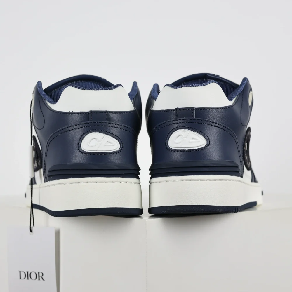 B57 Low 'Oblique Marineblaue Low-Top-Sneaker – Bild 5