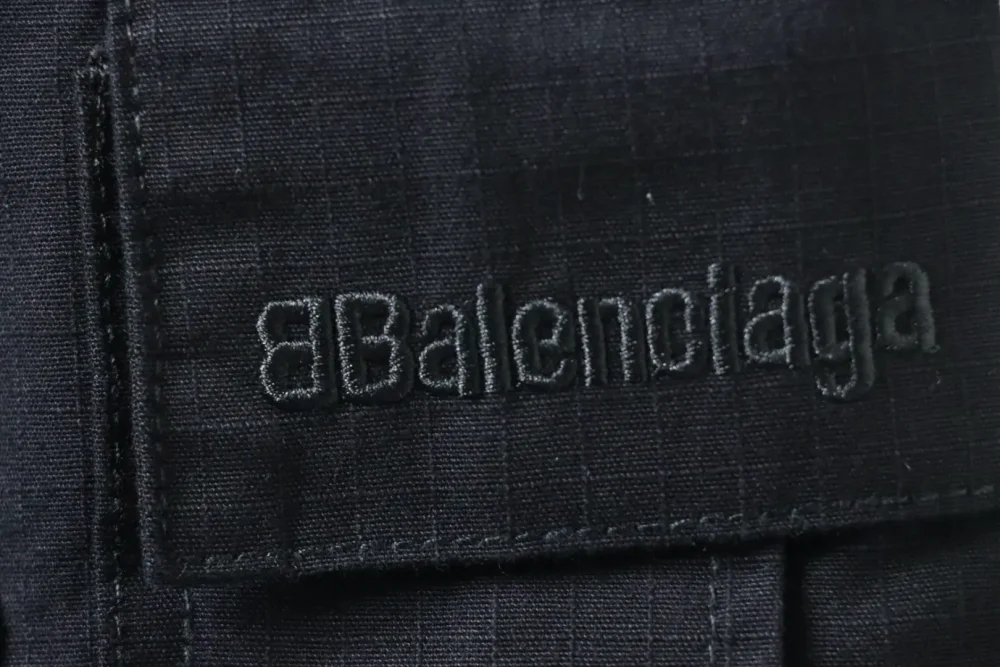 Balenciaga Arbeitshose mit mehreren Taschen – Bild 10
