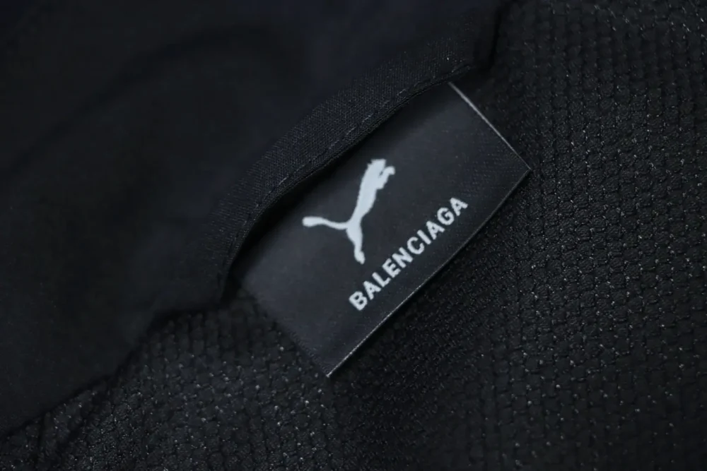 Balenciaga BLCG X PUMA Joint Suit Sportjacke – Bild 6