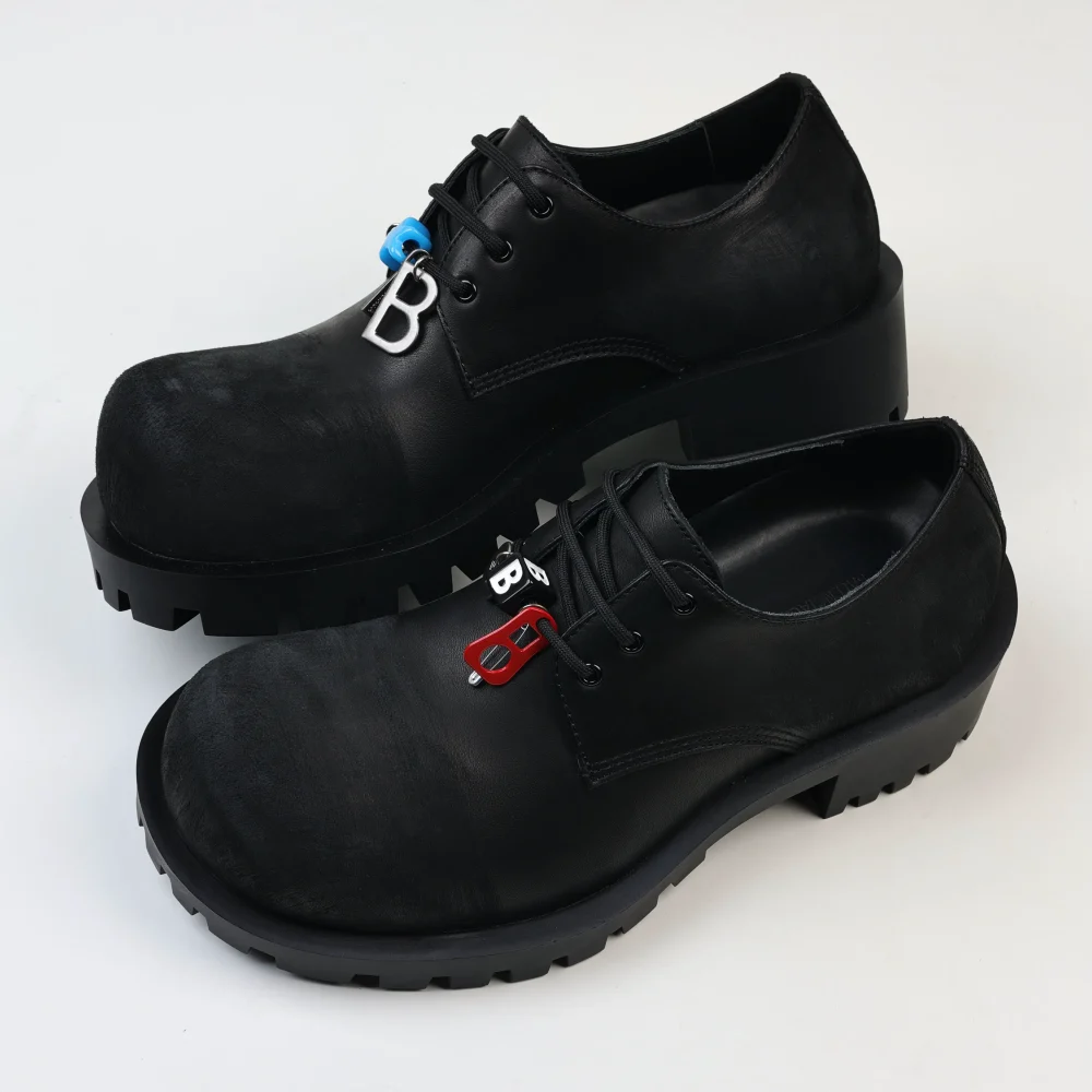 Balenciaga Derby Plateauschuhe aus Leder mit Schnallenverzierung – Bild 7