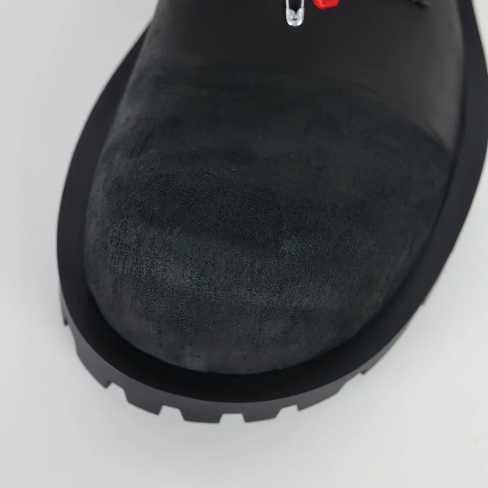 Balenciaga Derby Plateauschuhe aus Leder mit Schnallenverzierung – Bild 9