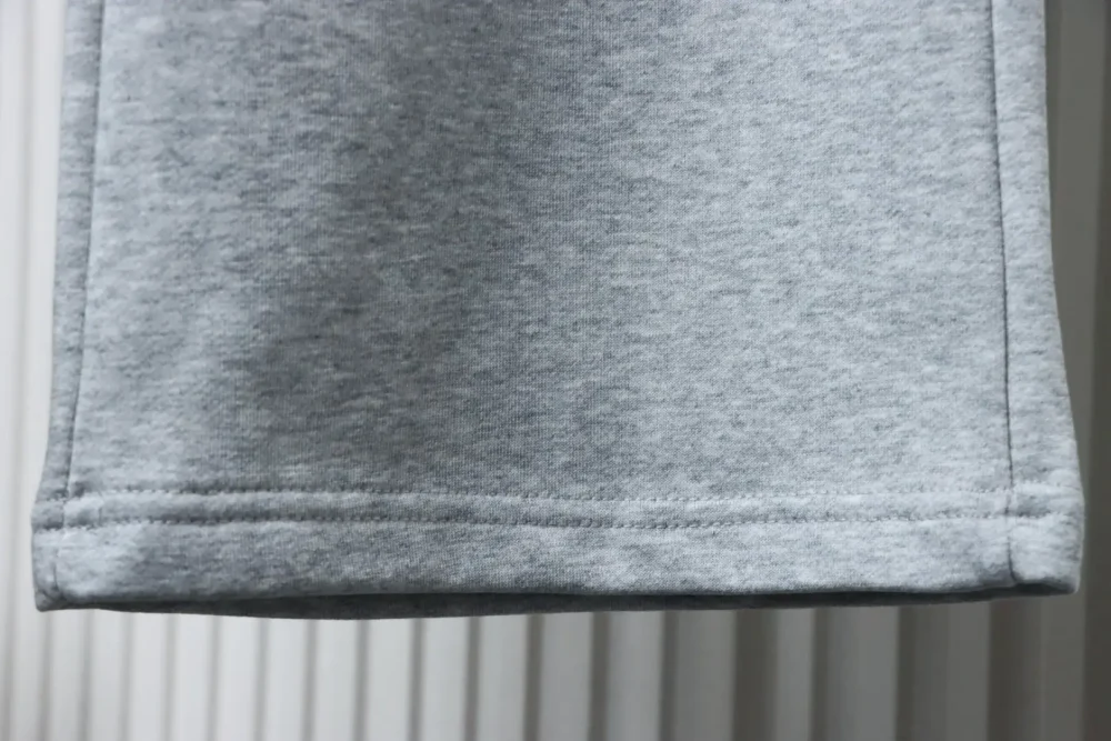 Balenciaga-Hose mit Masking Tape – Bild 7