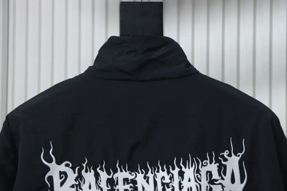 Balenciaga Jacke mit Sanskrit-Stickerei „Year of the Dragon“ XXS – Bild 4