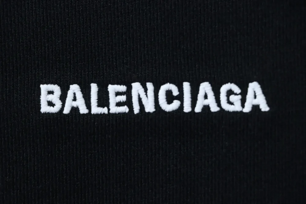 Balenciaga Sweatshirt mit Rundhalsausschnitt und gesticktem Schriftzug – Bild 5