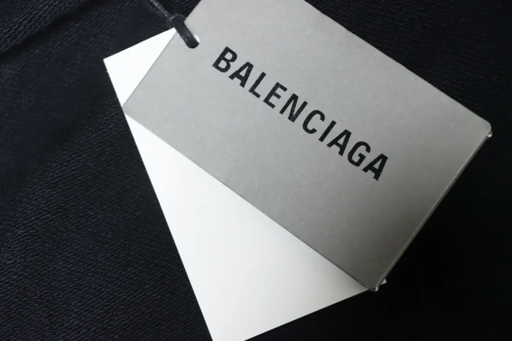 Balenciaga Sweatshirt mit Rundhalsausschnitt und verwaschenem Bullet-Siebdruck – Bild 9