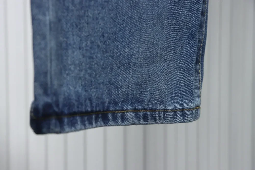 Balenciaga Vintage-Jeans mit Banddruck – Bild 9