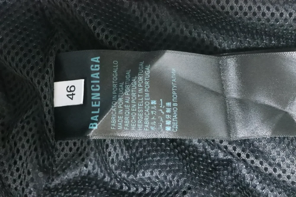 Balenciaga Windjacke in Schwarz und Weiß mit Halbring-Nähten – Bild 9