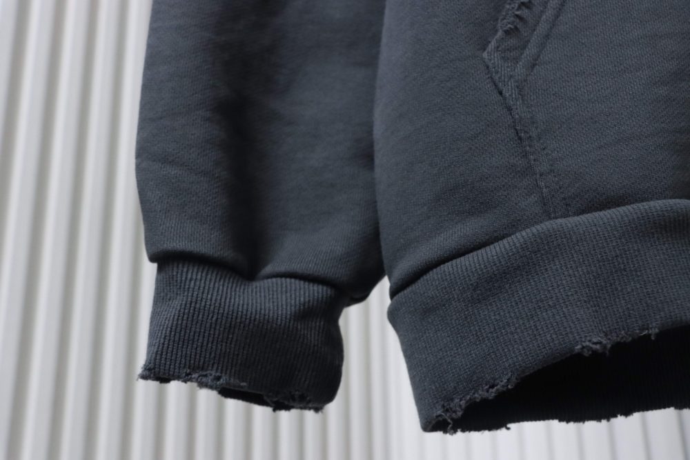 Balenciaga Zerrissenes Kapuzensweatshirt mit Doppel-B-Logo-Print – Bild 5