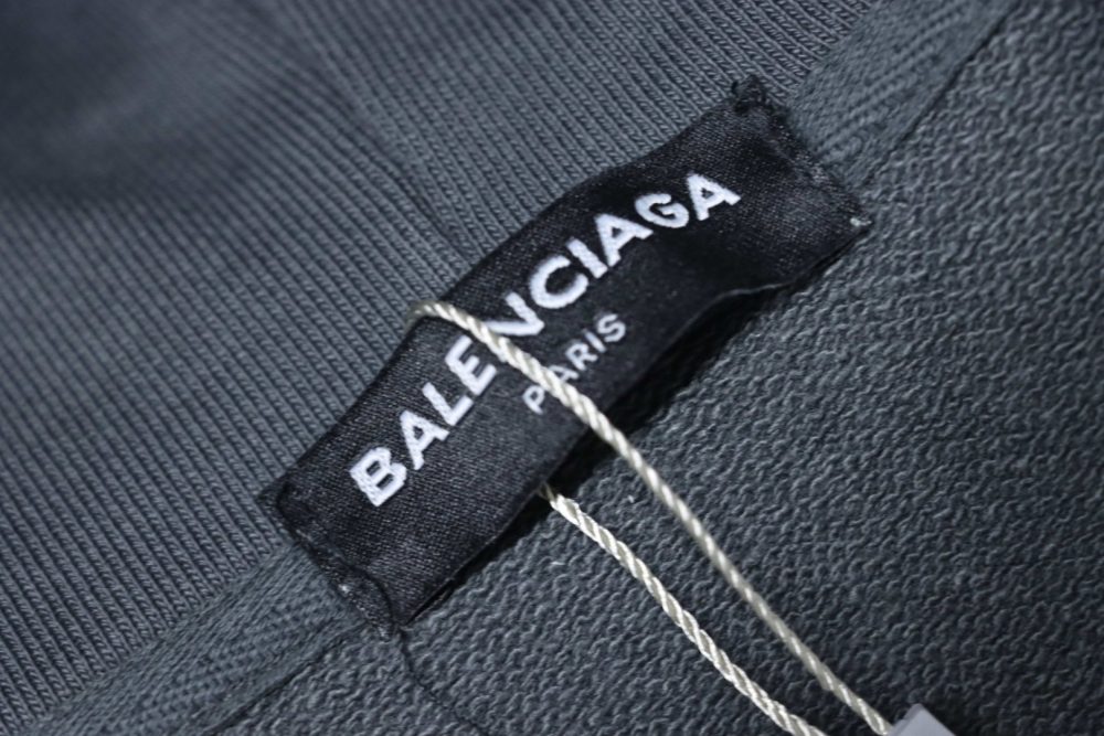 Balenciaga Zerrissenes Kapuzensweatshirt mit Doppel-B-Logo-Print – Bild 8
