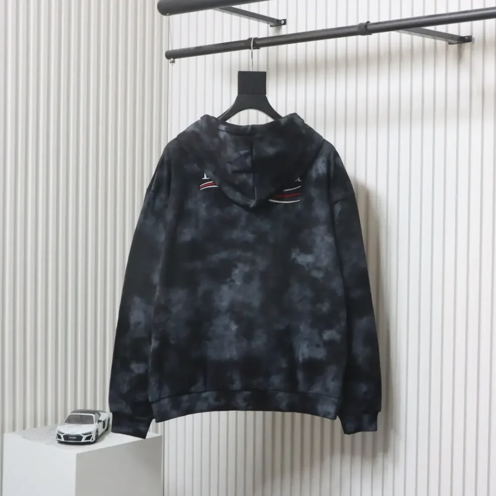 Balenciaga – Kapuzensweatshirt mit Cola-Stickerei und Schlammfärbung im Used-Look XXL – Bild 2